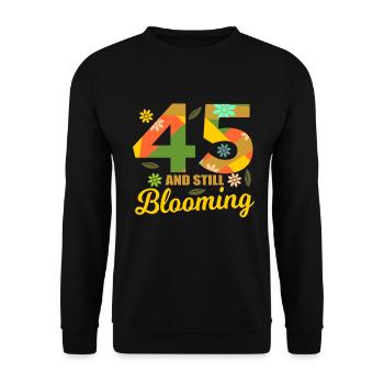 45. Geburtstag 45 Jahre alte Geschenkidee - Unisex Pullover - Schwarz - Vorne - Alina (178cm) & Michal (187cm)