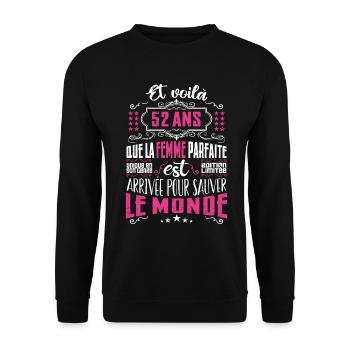 52 ans, Femme parfaite, cadeau anniversaire 52ans - Sweat-shirt Unisexe - noir - Devant - Alina (178cm) & Michal (187cm)