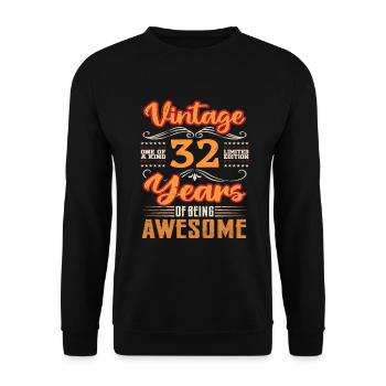 Vintage | 32 birthday gift ideas - Unisex Sweatshirt - black - Front - Alina (178cm) & Michal (187cm)