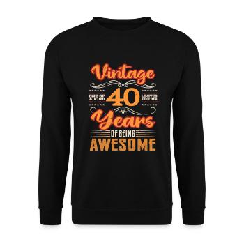 Vintage | 40 Geschenkideen zum Geburtstag - Unisex Pullover - Schwarz - Vorne - Alina (178cm) & Michal (187cm)