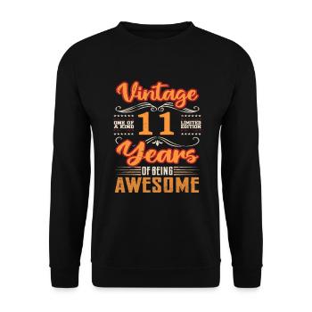 Vintage | 11 anniversaire idées cadeaux - Sweat-shirt Unisexe - noir - Devant - Alina (178cm) & Michal (187cm)