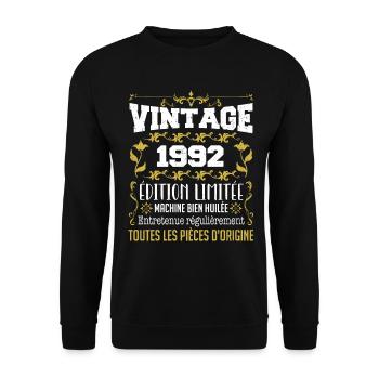 vintage 1992 | Toutes Les Pièces D'origine - Sweat-shirt Unisexe - noir - Devant - Alina (178cm) & Michal (187cm)