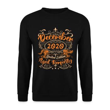 Dezember 2020 | Limitierte Auflage - Unisex Pullover - Schwarz - Vorne - Alina (178cm) & Michal (187cm)