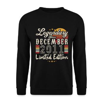 Legendär seit Dezember 2011 Limited Edition - Unisex Pullover - Schwarz - Vorne - Alina (178cm) & Michal (187cm)