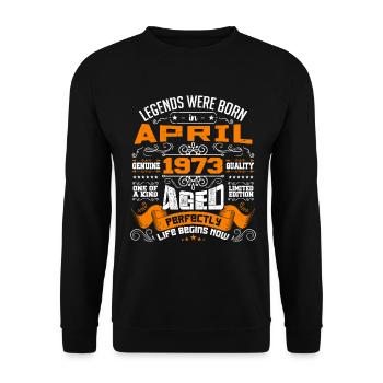 Legends Were Born In April 1973 | vintage - Sweat-shirt Unisexe - noir - Devant - Alina (178cm) & Michal (187cm)