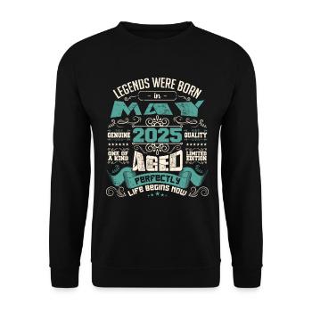 Legends were born in May 2025 | Limited Edition - Sweat-shirt Unisexe - noir - Devant - Alina (178cm) & Michal (187cm)