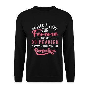 Anniversaire Femme - Né le 9 Février - Sweat-shirt Unisexe - noir - Devant - Alina (178cm) & Michal (187cm)