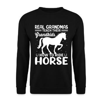 Echte Omas bringen ihren Enkeln das Reiten bei - - Unisex Pullover - Schwarz - Vorne - Alina (178cm) & Michal (187cm)