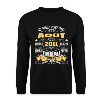 Les légendes sont nées en Août 2011 | vintage - Sweat-shirt Unisexe - noir - Devant - Alina (178cm) & Michal (187cm)