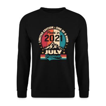 2021 July Vintage Made July 2021 Gift - Unisex Sweatshirt - black - Front - Alina (178cm) & Michal (187cm)