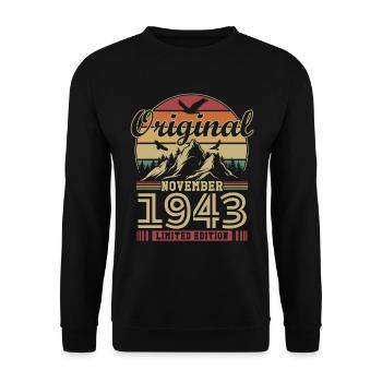 Original November 1943 vintage anniversary 1943 - Unisex Sweatshirt - black - Front - Alina (178cm) & Michal (187cm)