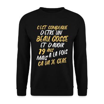 Cadeau D'anniversaire Beau gosse et d'avoir 19 ans - Sweat-shirt Unisexe - noir - Devant - Alina (178cm) & Michal (187cm)