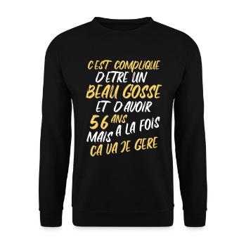 Cadeau D'anniversaire Beau gosse et d'avoir 56 ans - Sweat-shirt Unisexe - noir - Devant - Alina (178cm) & Michal (187cm)