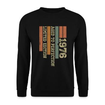 1976 Vintage Retro Jubiläumsgeschenk Geboren 1976 - Unisex Pullover - Schwarz - Vorne - Alina (178cm) & Michal (187cm)