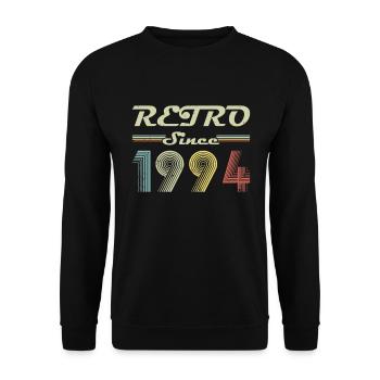 Retro seit 1994 Geburtstagsgeschenk - Unisex Pullover - Schwarz - Vorne - Alina (178cm) & Michal (187cm)