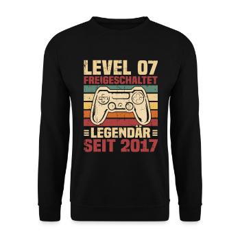 Level 7 freigeschaltet legendär seit 2017 - Unisex Pullover - Schwarz - Vorne - Alina (178cm) & Michal (187cm)