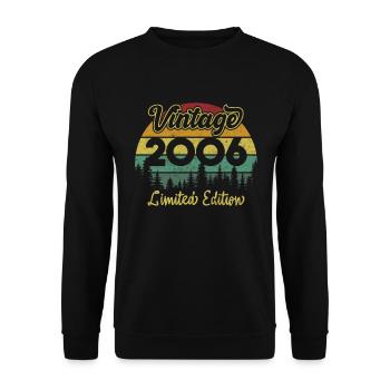 Jahrgang 2006 limitierte Auflage - Unisex Pullover - Schwarz - Vorne - Alina (178cm) & Michal (187cm)
