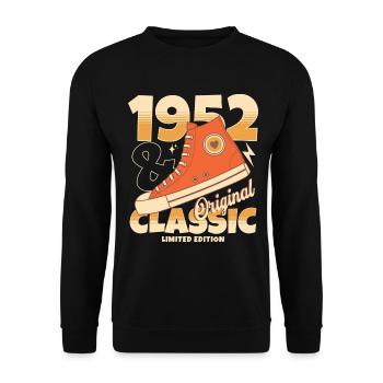 Original Retro Sneakers 1952 70 Years Anniversary - Unisex Sweatshirt - black - Front - Alina (178cm) & Michal (187cm)