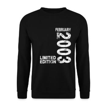 February 2003 Born birthday Retro - Unisex Sweatshirt - black - Front - Alina (178cm) & Michal (187cm)