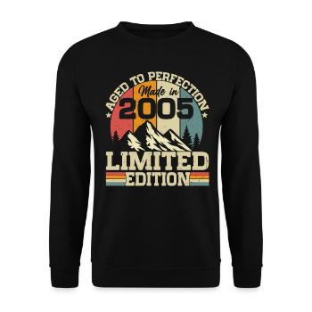 Vintage 2005 vintage retro cadeau d’anniversaire - Sweat-shirt Unisexe - noir - Devant - Alina (178cm) & Michal (187cm)