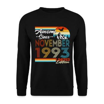 November 1993 Jahrgang Vintage Retro Geburtstag - Unisex Pullover - Schwarz - Vorne - Alina (178cm) & Michal (187cm)