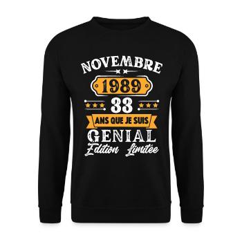 Cadeau D'anniversaire 33 Ans Novembre 1989 Rétro - Sweat-shirt Unisexe - noir - Devant - Alina (178cm) & Michal (187cm)