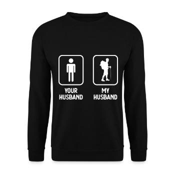 Dein Ehemann Mein Ehemann - Wandern - - Unisex Pullover - Schwarz - Vorne - Alina (178cm) & Michal (187cm)
