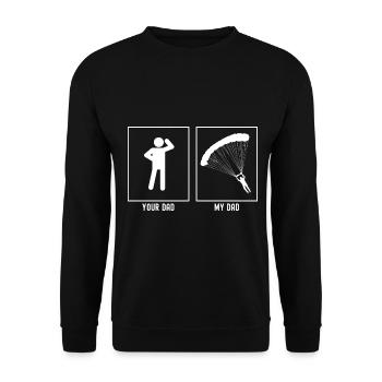 Dein Vater - Mein Vater - Gleitschirmfliegen Links - Unisex Pullover - Schwarz - Vorne - Alina (178cm) & Michal (187cm)