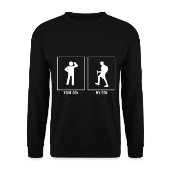 Ihr Sohn - Mein Sohn - Wanderkletterer - Unisex Pullover - Schwarz - Vorne - Alina (178cm) & Michal (187cm)