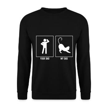 Dein Vater - Mein Vater - Katze streckt sich - Unisex Pullover - Schwarz - Vorne - Alina (178cm) & Michal (187cm)