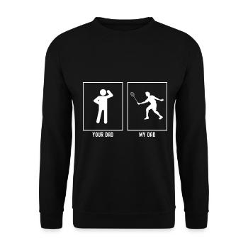 Dein Vater - Mein Vater - Tennisspieler Vektor - Unisex Pullover - Schwarz - Vorne - Alina (178cm) & Michal (187cm)