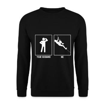 Ihr Ehemann - Ich - Klettern Diagonal - Unisex Pullover - Schwarz - Vorne - Alina (178cm) & Michal (187cm)