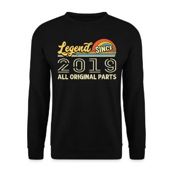 Légendaire depuis 2019 Anniversaire 2019 Millésime 2019 - Sweat-shirt Unisexe - noir - Devant - Alina (178cm) & Michal (187cm)
