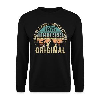 Oktober 1975 Geburtstagsgeschenk - Oktober 1975 - Unisex Pullover - Schwarz - Vorne - Alina (178cm) & Michal (187cm)