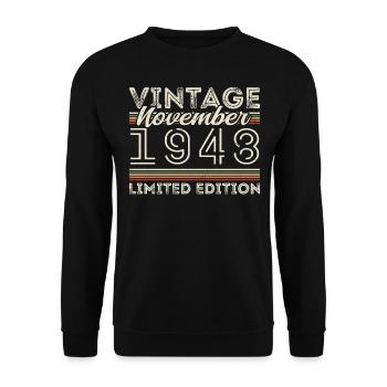 Jahrgang November 1948 Geburtstag November 1948 - Unisex Pullover - Schwarz - Vorne - Alina (178cm) & Michal (187cm)