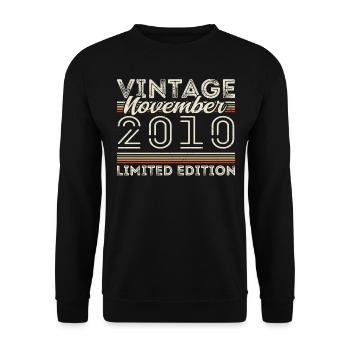 Vintage November 2010 Birthday November 2010 - Unisex Sweatshirt - black - Front - Alina (178cm) & Michal (187cm)