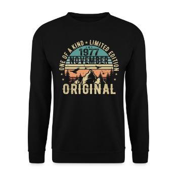 November 1977 Birthday Gift - November 1977 - Unisex Sweatshirt - black - Front - Alina (178cm) & Michal (187cm)