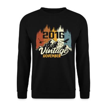 9e anniversaire - Légendaire depuis novembre 2016 - Sweat-shirt Unisexe - noir - Devant - Alina (178cm) & Michal (187cm)