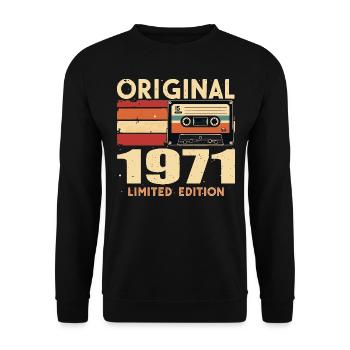 Birthday 1971 - Legendary since 1971 Gift 1971 - Unisex Sweatshirt - black - Front - Alina (178cm) & Michal (187cm)