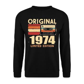 Birthday 1974 - Legendary since 1974 Gift 1974 - Unisex Sweatshirt - black - Front - Alina (178cm) & Michal (187cm)