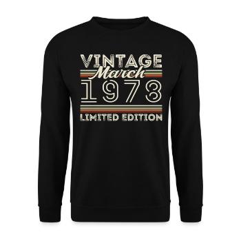 March 1978 Vintage 1978 Birthday Gift March - Unisex Sweatshirt - black - Front - Alina (178cm) & Michal (187cm)