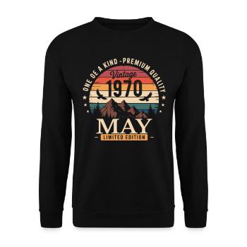Vintage Mai 1970 Geburtstag Mai 1970 - Unisex Pullover - Schwarz - Vorne - Alina (178cm) & Michal (187cm)