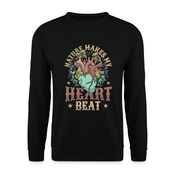 Nature makes my heart beat faster. - Unisex Sweatshirt - black - Front - Alina (178cm) & Michal (187cm)