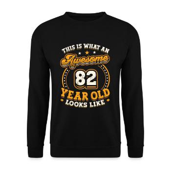 This is what an awestruck 82-year-old looks like. - Unisex Sweatshirt - black - Front - Alina (178cm) & Michal (187cm)