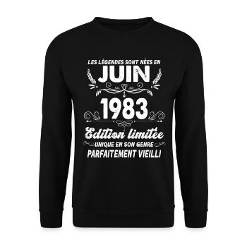 Les Légendes Nées En Juin 1973 Anniversaire 40 Ans - Sweat-shirt Unisexe - noir - Devant - Alina (178cm) & Michal (187cm)