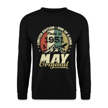 Vintage Anniversary Gift Made in May 1951 - Unisex Sweatshirt - black - Front - Alina (178cm) & Michal (187cm)