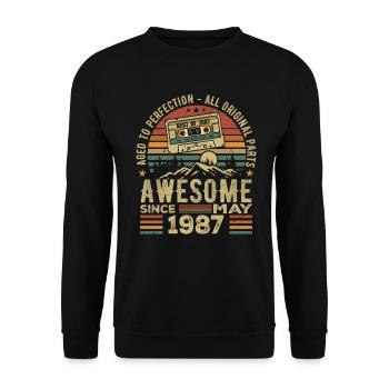 Mai 1987 Anniversaire Mai 1987 Cadeau 1987 Retro - Sweat-shirt Unisexe - noir - Devant - Alina (178cm) & Michal (187cm)