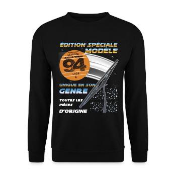 Vintage 94 90er Männer und Weibliche 94 Auto Vignette - Unisex Pullover - Schwarz - Vorne - Alina (178cm) & Michal (187cm)