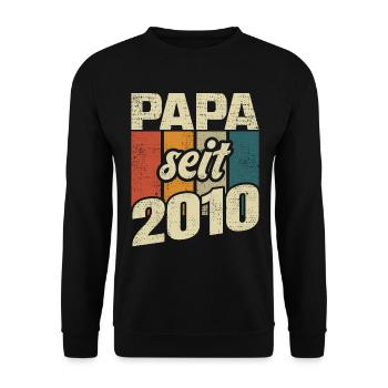 Papa Geschenk Papa 2010 Vater - Unisex Pullover - Schwarz - Vorne - Alina (178cm) & Michal (187cm)