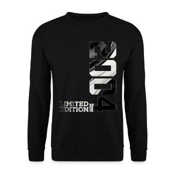 LIMITED EDITION 2004 22ND BIRTHDAY - Unisex Sweatshirt - black - Front - Alina (178cm) & Michal (187cm)
